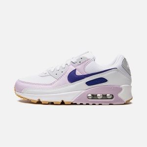 NWT Women’s Nike Air Max 90 White Doll Sneakers